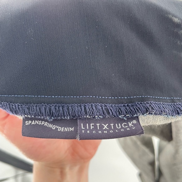 NYDJ Medium Wash Straight Leg Pull On Jeans Lift x Tuck Technology Spanspring - Picture 3 of 8